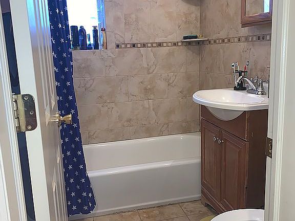 5th image of 221-25 Braddock Ave #33