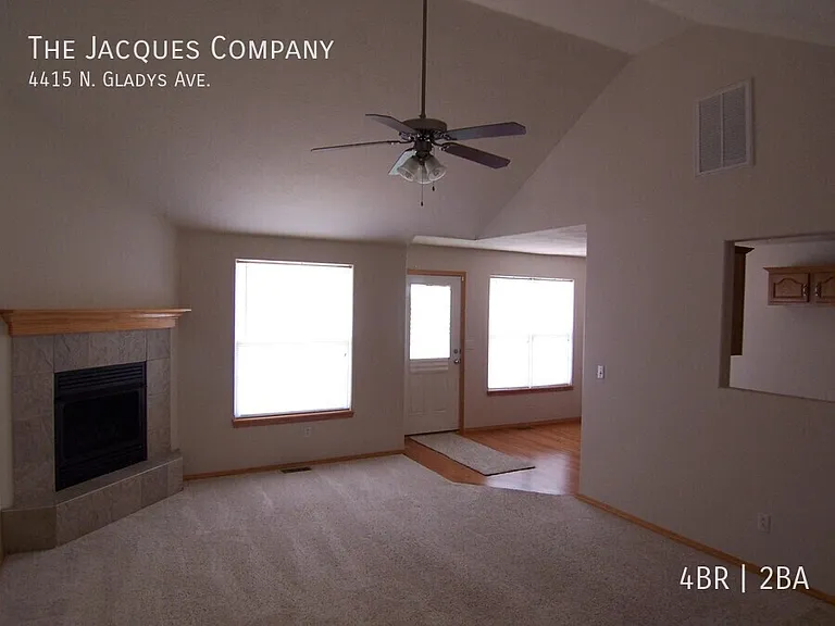 4415 N Gladys Ave — Photo 6