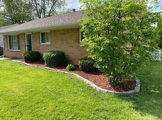 6638 Lincoln Green Rd, Holland, OH 43528