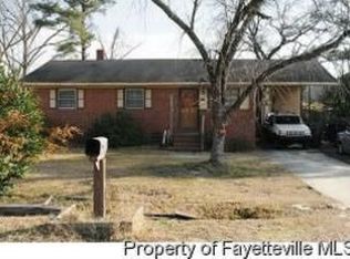 2611 Stonehaven Dr, Fayetteville, NC 28306