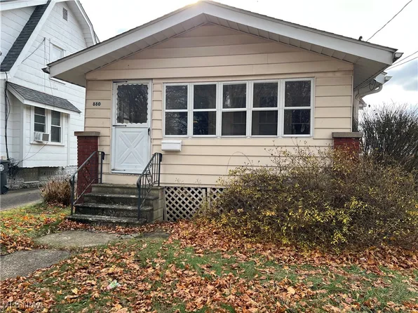 880 Jason Ave, Akron, OH 44314
