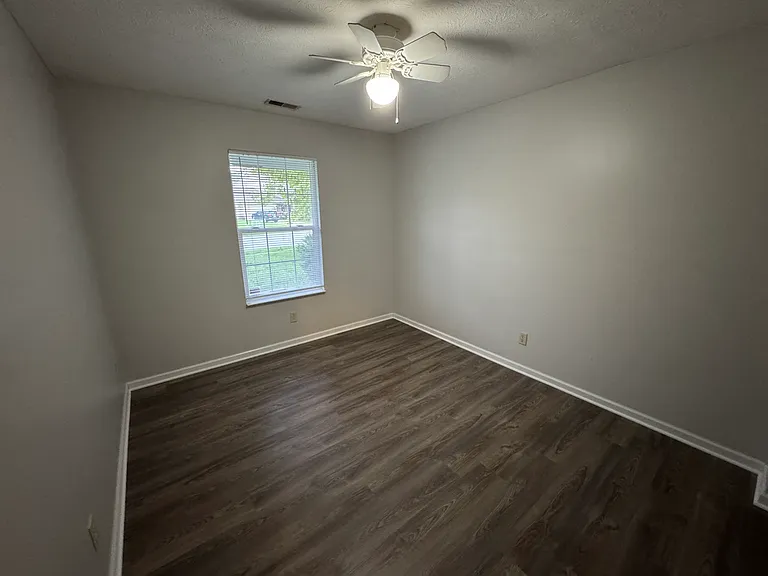 6947 Raritan Dr — Photo 12