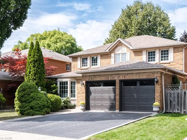 2127 Brays Ln, Oakville, ON L6M 2T2