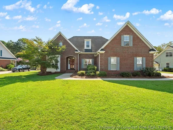 4923 Bramble St, Hope Mills, NC 28348