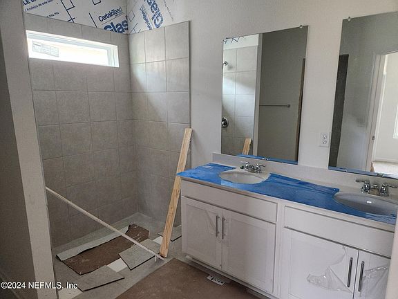 5th image of 11348 TIBURON Drive