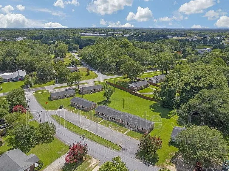103A Looneybrook Dr — Photo 8