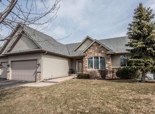 1110 Singing Hills Dr SE, Lonsdale, MN 55046