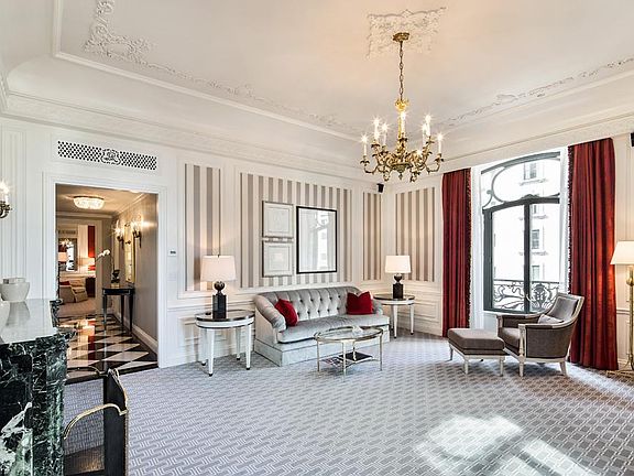2nd image of 2 E 55th St #803