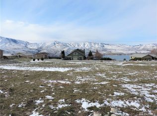 121 Pinnacle Pl, Chelan, WA 98816