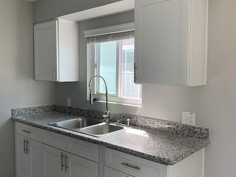 4545 Contour Blvd. — Photo 12