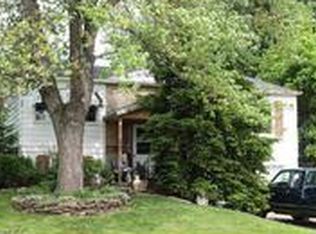 2952 Red Fox Run Dr NW, Warren, OH