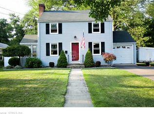 32 Remington Rd, Windsor, CT 06095