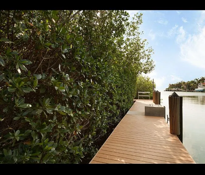 Private dock