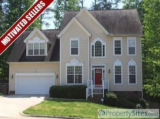 109 Gwinnett Pl, Cary, NC 27518
