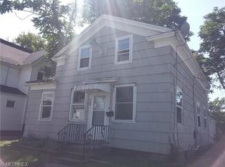 160 E Spruce Ave, Ravenna, OH