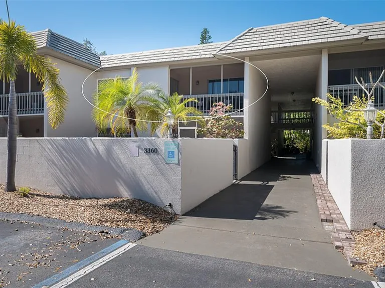 3360 S Osprey Ave #205B — Photo 2