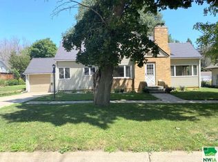 609 Main St, Alta, IA 51002