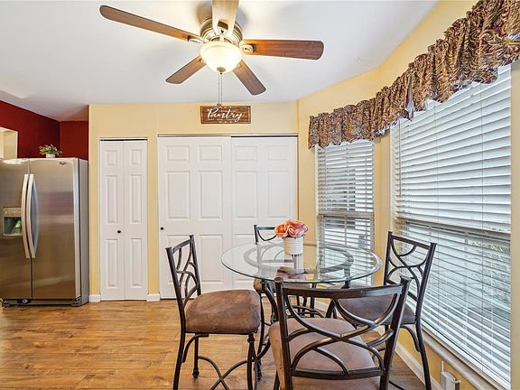 3rd image of 329 Sturbridge Village Dr