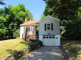7 Stanley St, Poughkeepsie, NY 12603