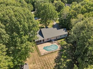 61 Sullivan Farm Dr, Rochester, NH 03868