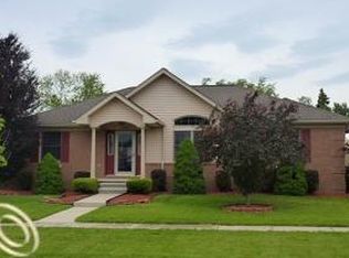 30597 S Gibraltar Rd, Gibraltar, MI 48173
