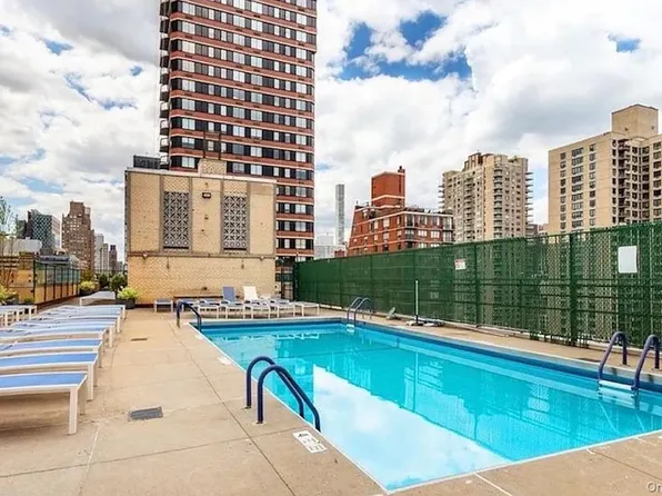 370 E 76th Street #B110, New York (Manhattan), NY 10021