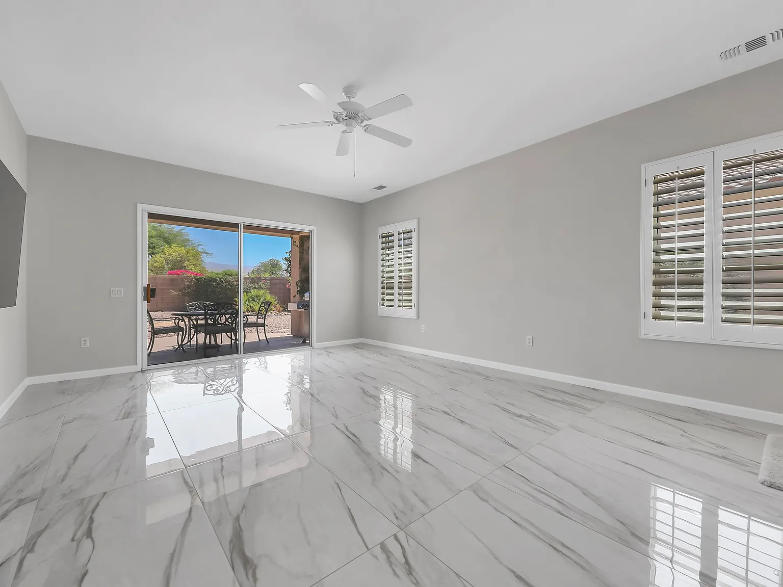 2 bed, 1160 sqft, $3,100 — Photo 4