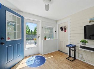 75 Princes Hill Ave, Barrington, RI 02806