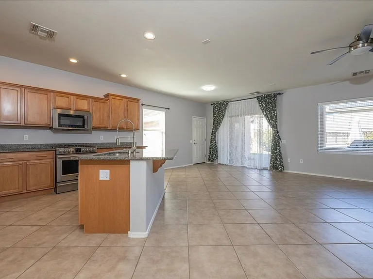 10787 E Orchid Cactus Ln — Photo 6