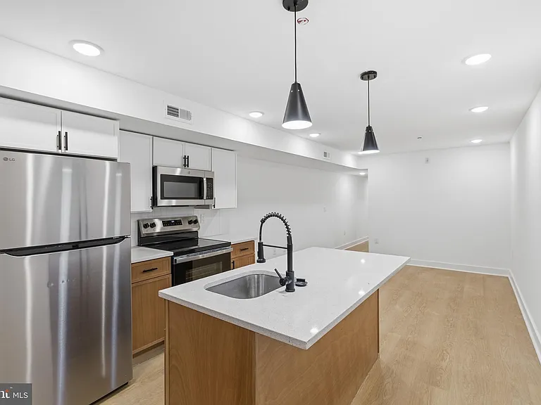 863 N 43rd St #1 — Photo 1