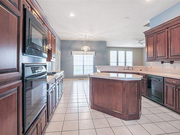 4th image of 3101 Chadwicke Dr