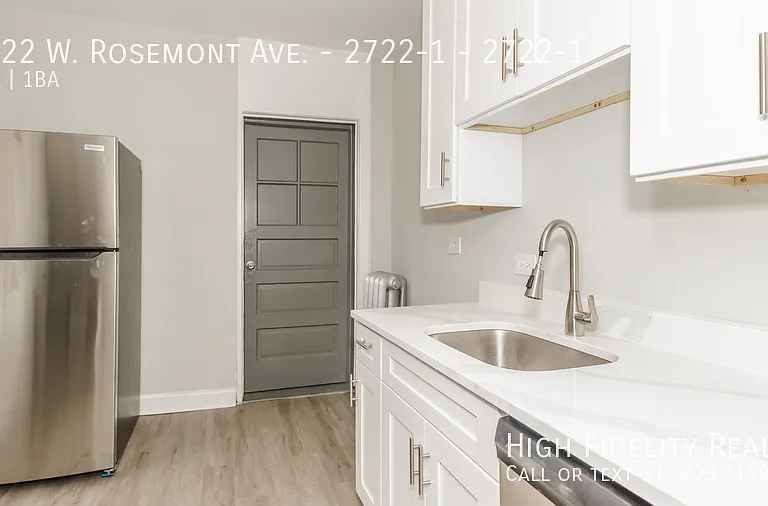 2722 W Rosemont Ave #1 — Photo 2
