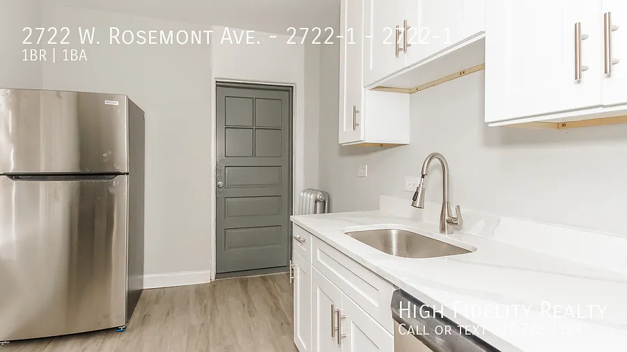 Building Photo - 2722 W Rosemont Ave #1