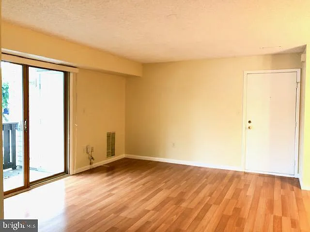513 Aspen Dr — Photo 8