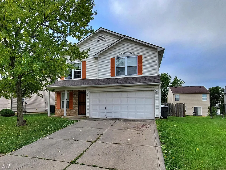11329 Smoothbark Dr