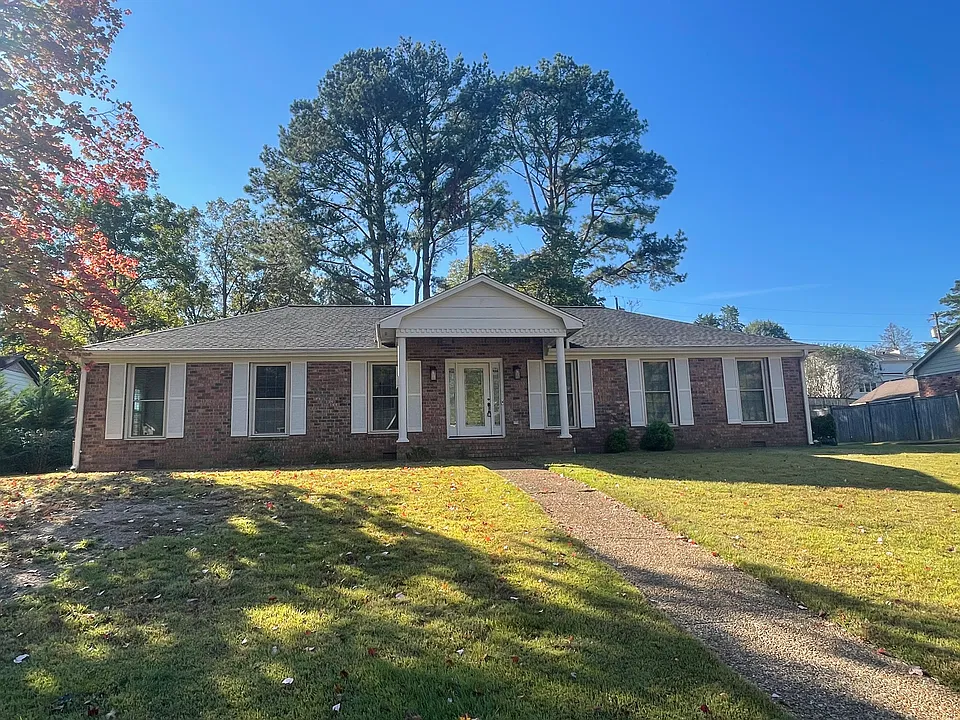 129 Regent Ln