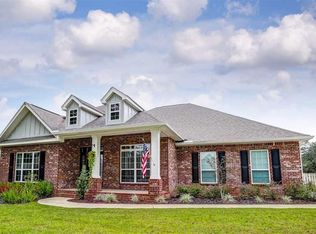 998 Upland Rd, Cantonment, FL 32533