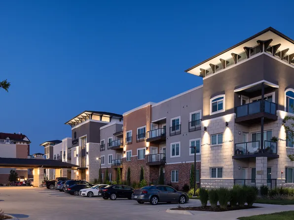Uptown Landing