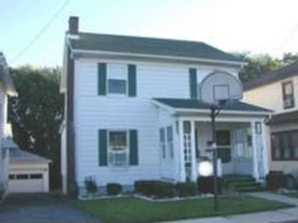 1518 Holly Rd #L-17, Dunmore, PA 18509