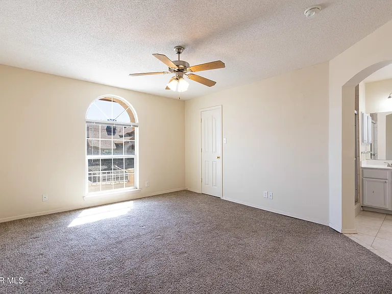 3717 Hubble Dr — Photo 11