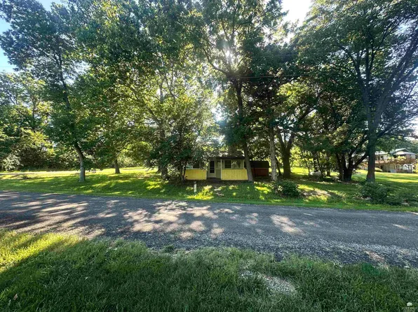 5601 Bayers Hl, Manhattan, KS 66502