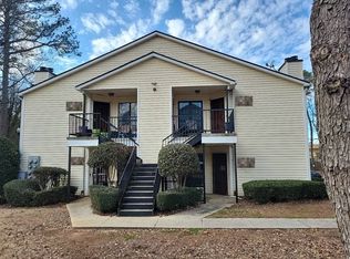 778 Windchase Ln, Stone Mountain, GA 30083