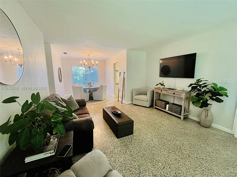 9840 SW 165th Ter — Photo 9