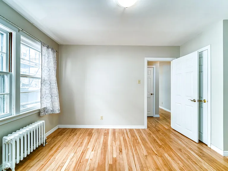 1112 Tower Rd — Photo 13