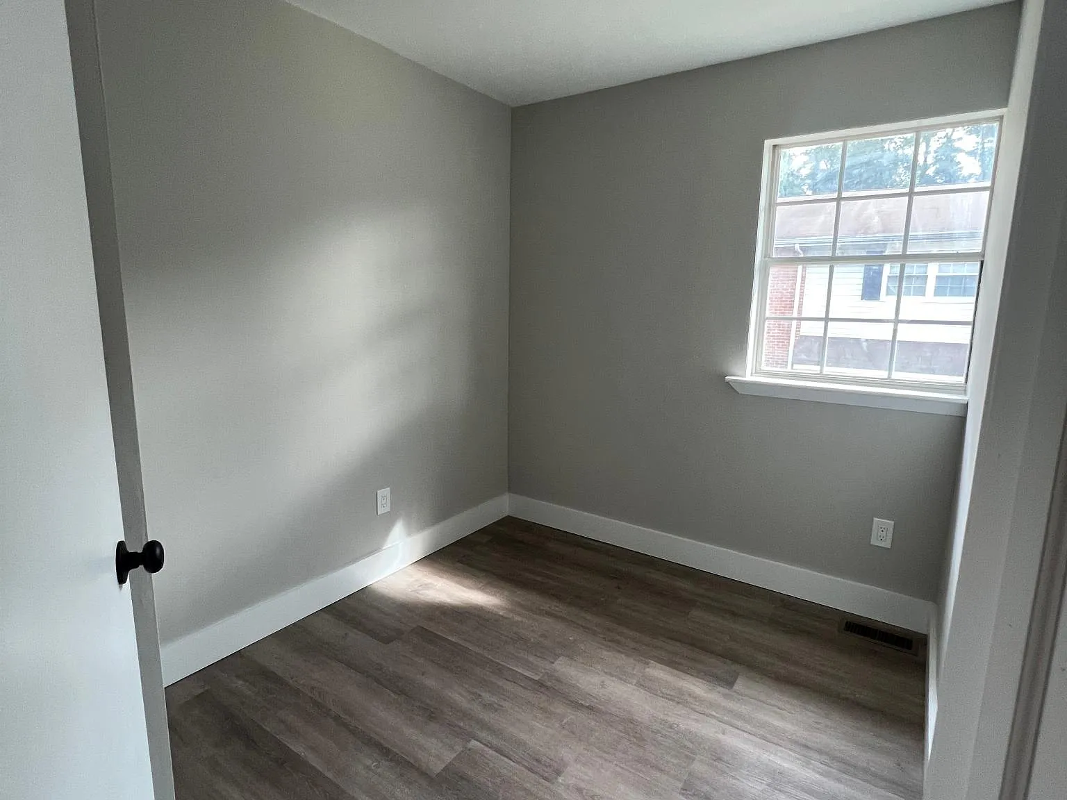 11794 Oak Manor Dr — Photo 4