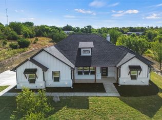 104 Timber Valley Ln, Weatherford, TX 76085