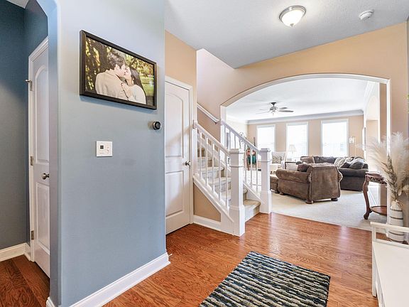 5th image of 2364 Angelfire Dr
