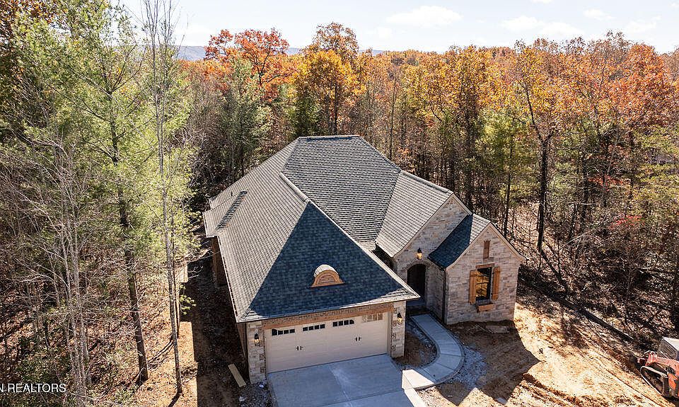 1st image of 106 Laurelwood Dr
