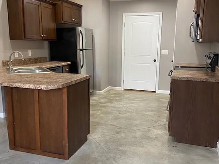 103 Baker Ln — Photo 4