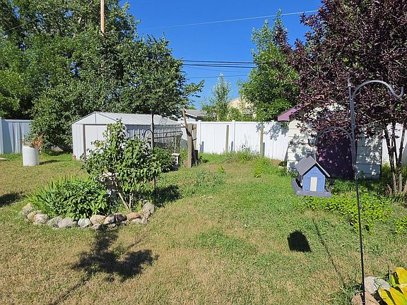 5th image of 761 1st Ave SW